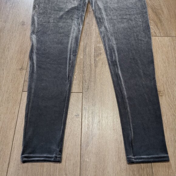 Spanx Ready To Wow High Rise Silver Gray Velvet Leggings Size 1X - Picture 4 of 12
